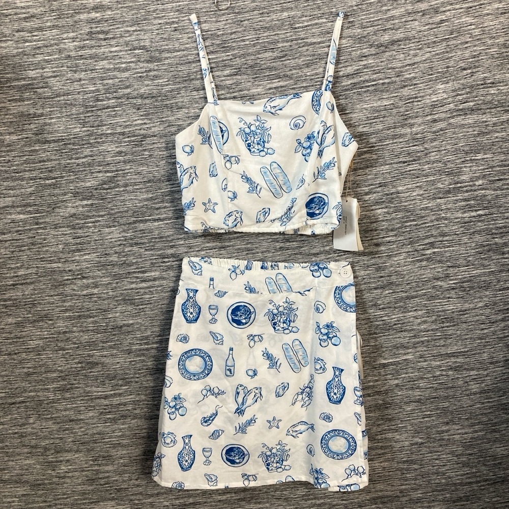 White & Blue Toile Print Two-Piece Mini Dress Crop Top Wrap Skirt